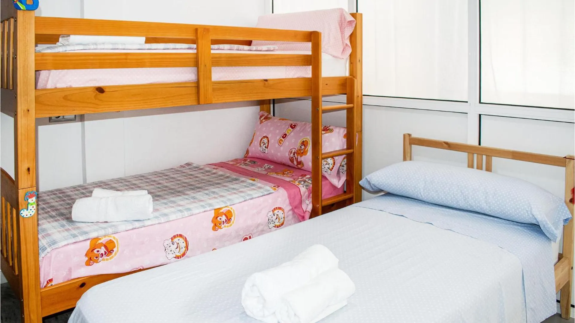 Cozy Apartment In Torremolinos With Wifi 0*,  Ισπανία