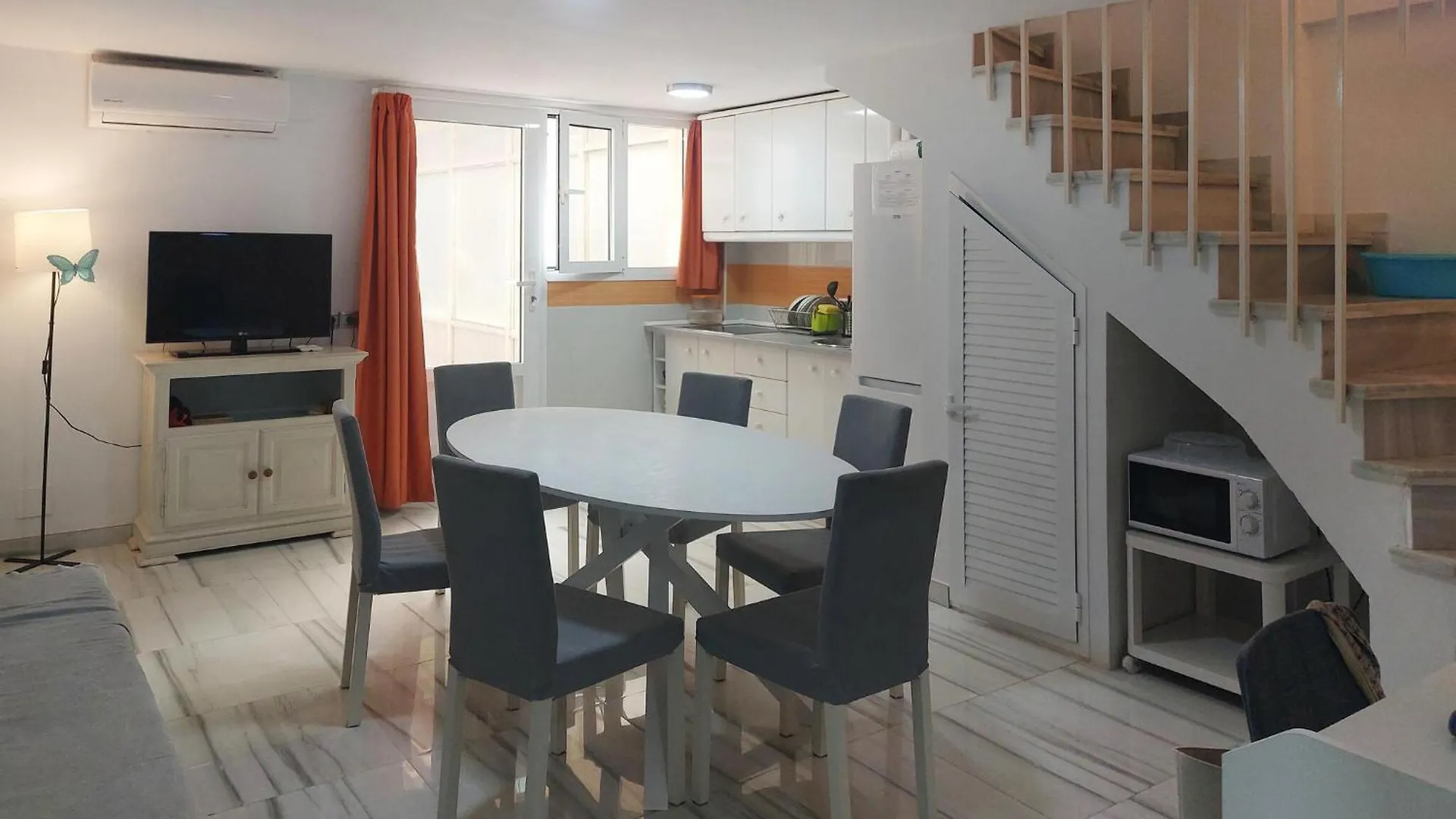 Cozy Apartment In Torremolinos With Wifi