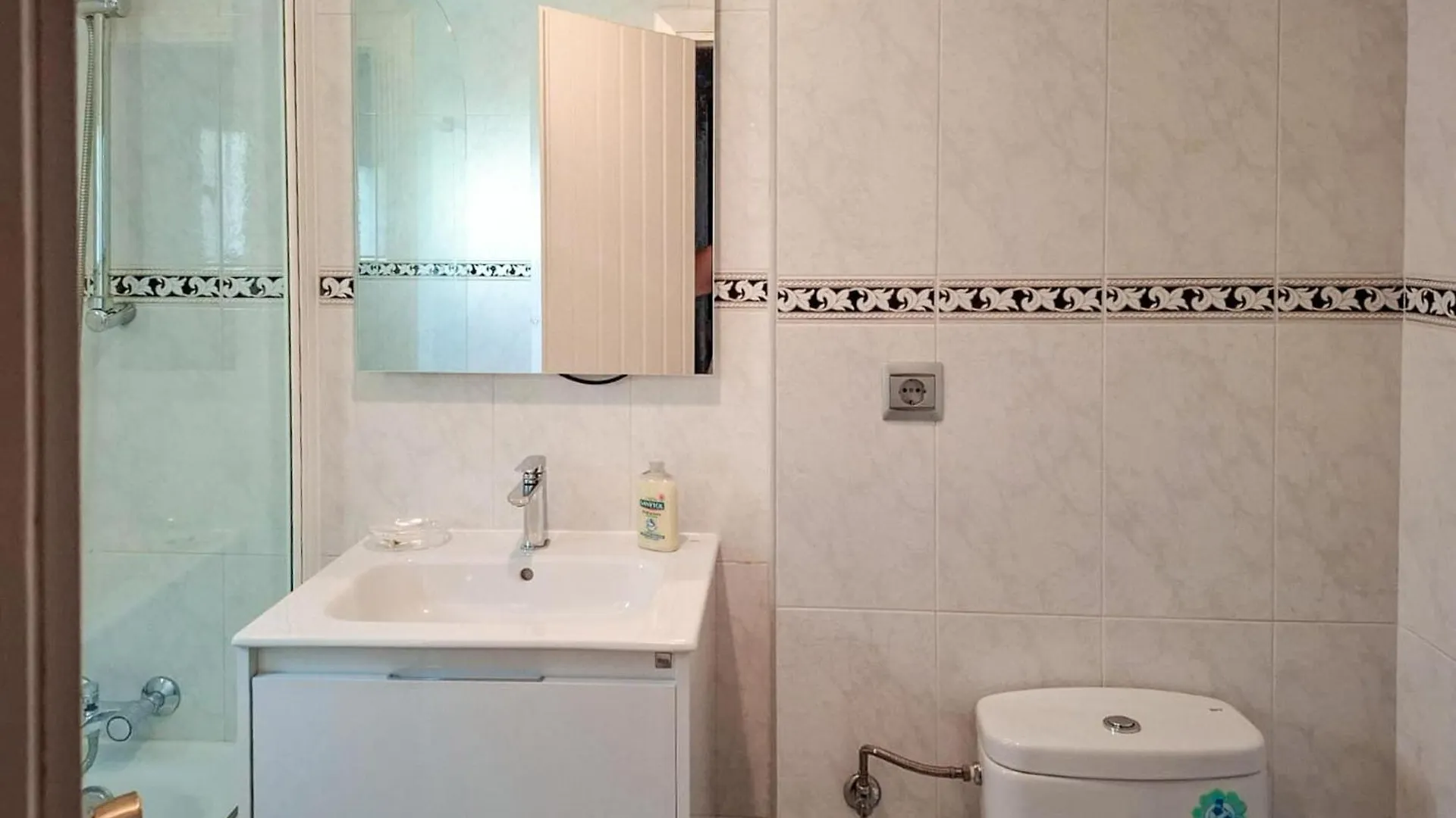 Cozy Apartment In Torremolinos With Wifi 0*,  Spain